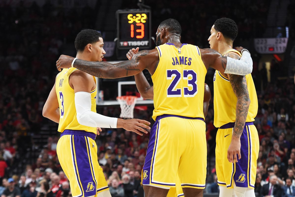 LeBron James has no problem staying patient with Lakers - Silver Screen and  Roll