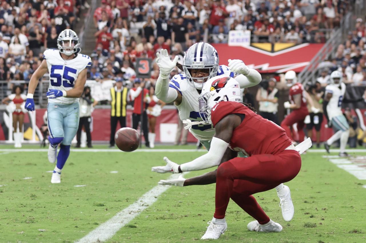 Dallas victory parade hits a detour, as mistake-prone Cowboys beaten by  lowly Cardinals - The Boston Globe