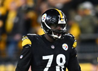 James Daniels #78 of the Pittsburgh Steelers in action during the game against the Cleveland Browns at Acrisure Stadium on September 18, 2023 in Pittsburgh, Pennsylvania.